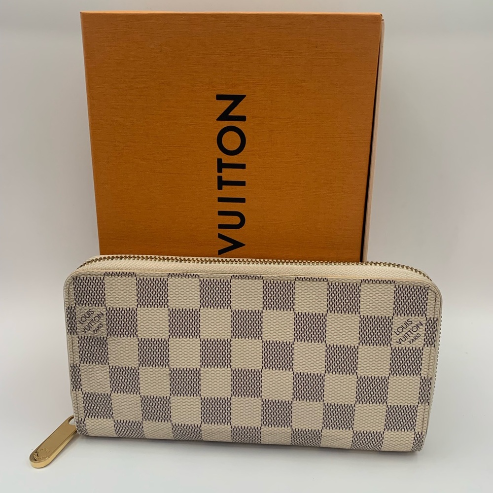 Authentic Louis Vuitton Zippy Azur Wallet